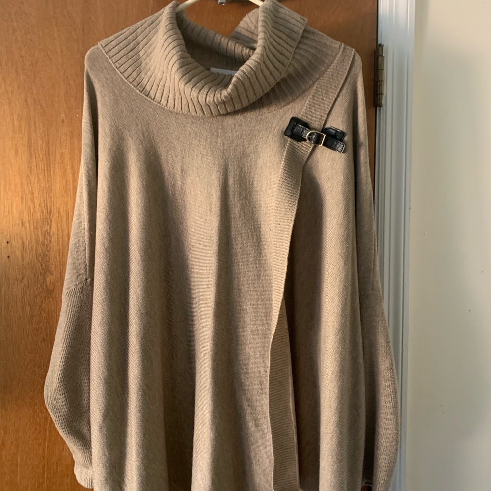Calvin Klein Camel sweater/cape with buckle size small